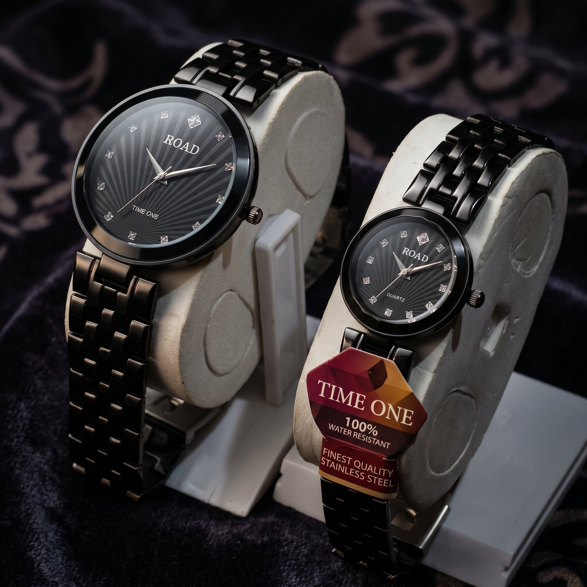Fashionable Couple Black Watches for Girls and Men's Stainless Couple Watches Quartz Watches Water Resistant Couple Watches.